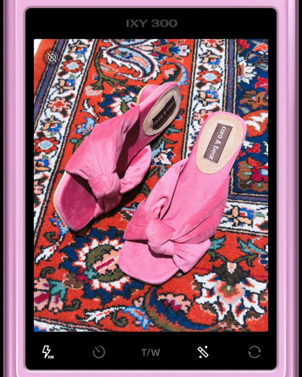 Flamenco Peony Velvet (Preorder)