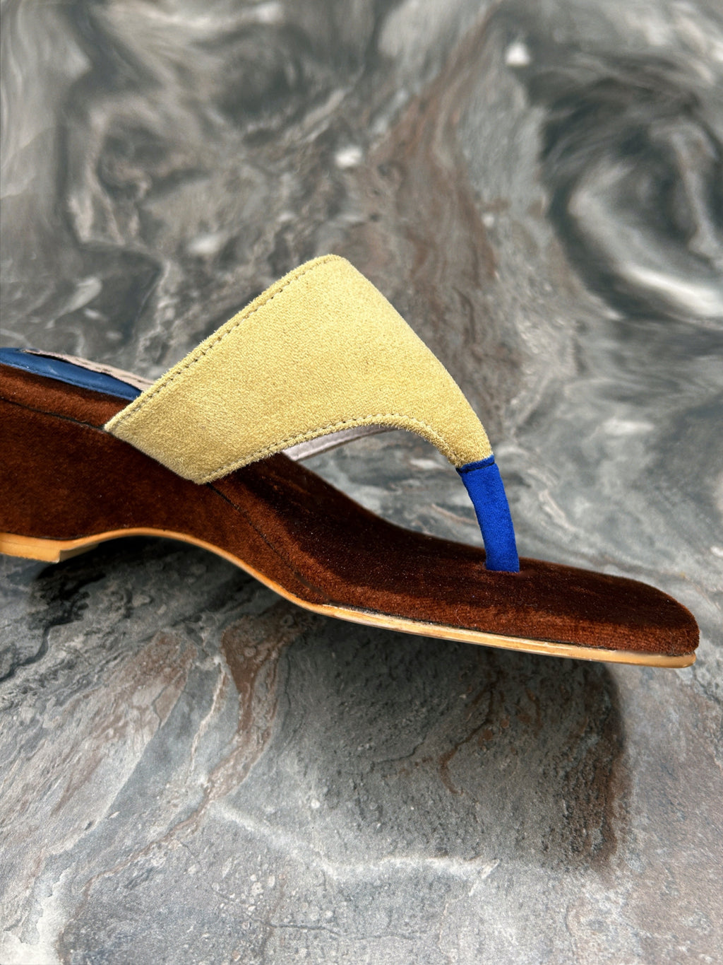 Butterfly Wedge Cedar