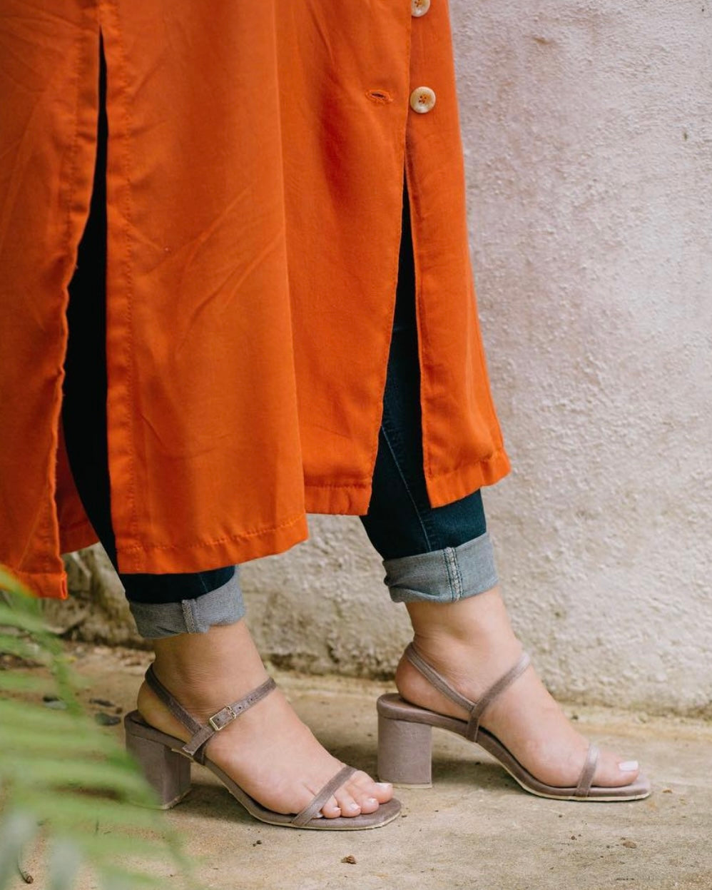 Salsa Taupe Velvet (Preorder)