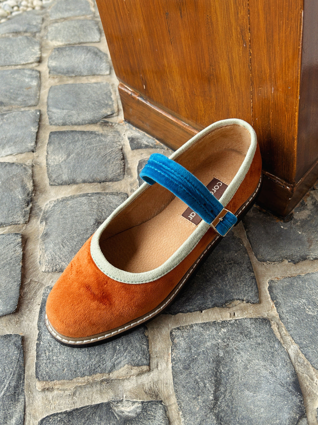 Sample Sale - Two Tone Nona Paprika Seafoam Size 7