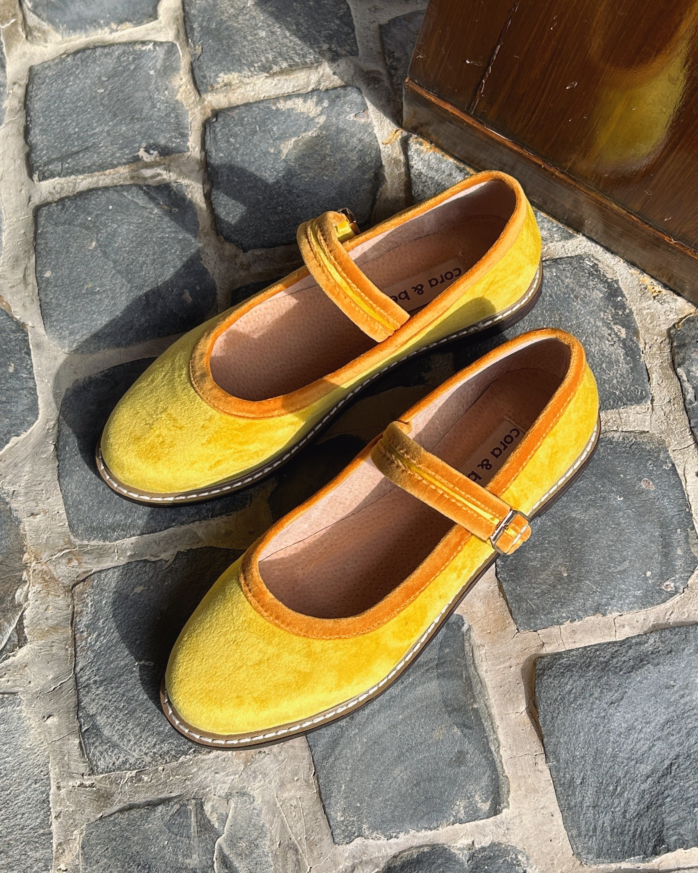 Sample Sale - Two Tone Nona Pineapple Size 9