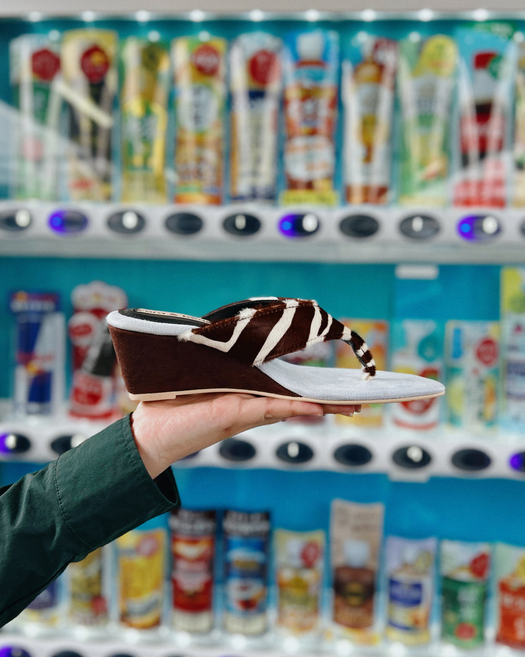 Oda Wedge Zebra Sky (Preorder)