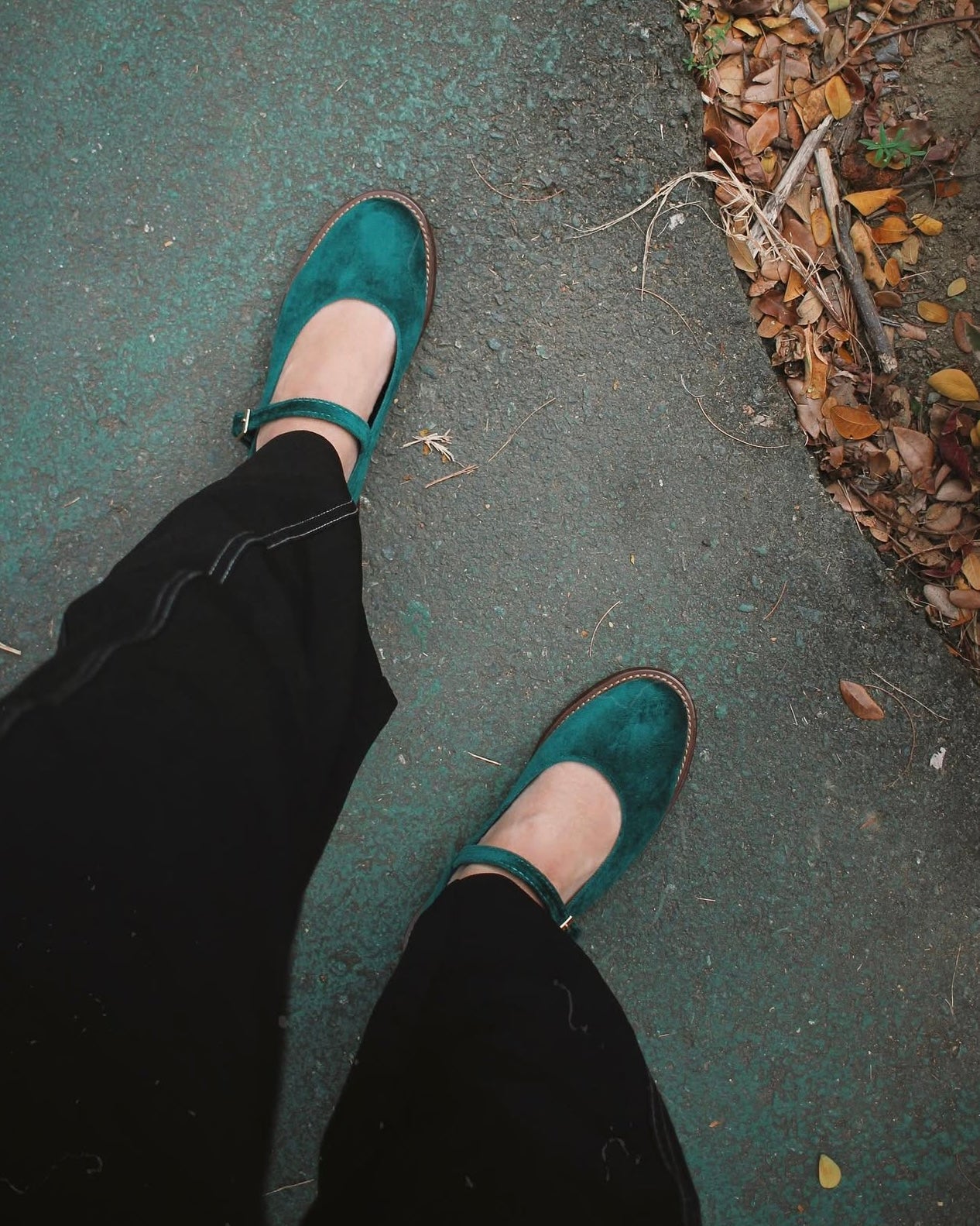 Nona Emerald Velvet (Preorder)