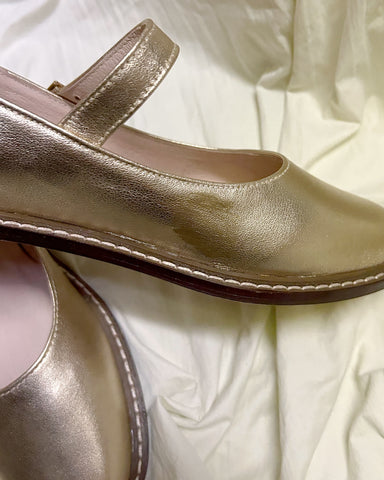 Sample Sale - Nona Gold Leather Size 7