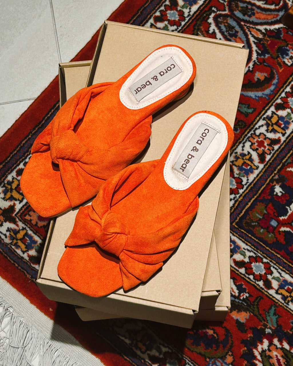 Sample Sale - Flamenco Carrot Size 5