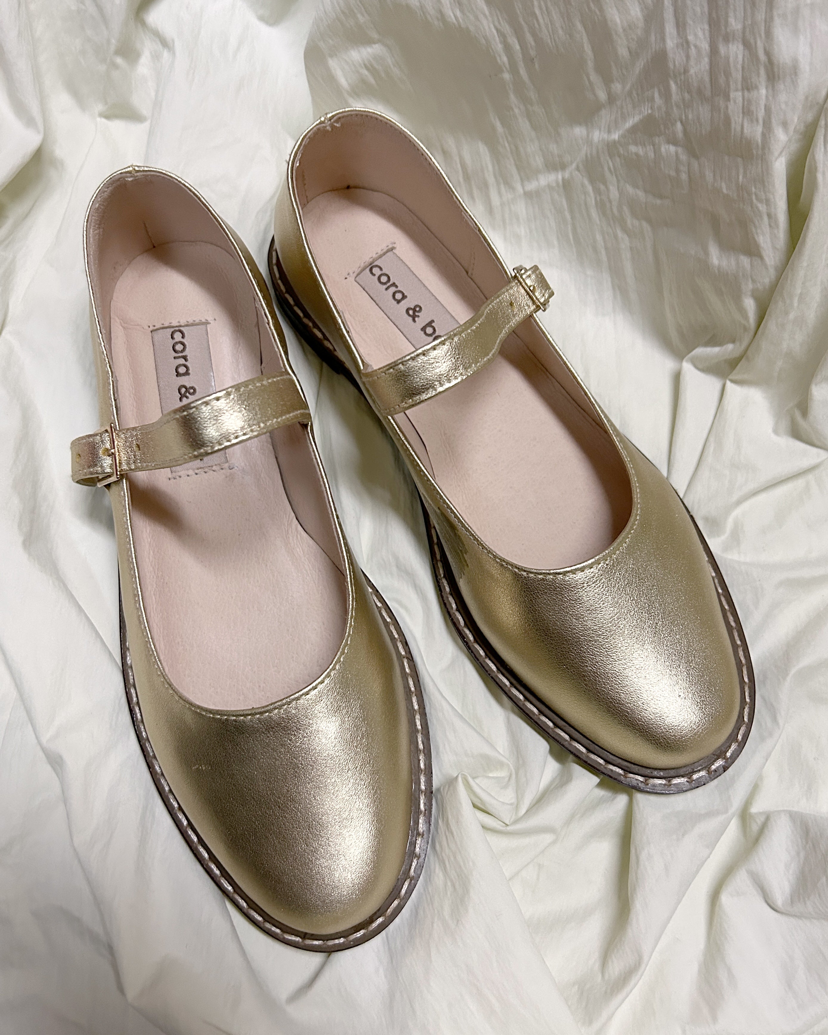 Sample Sale - Nona Gold Leather Size 7
