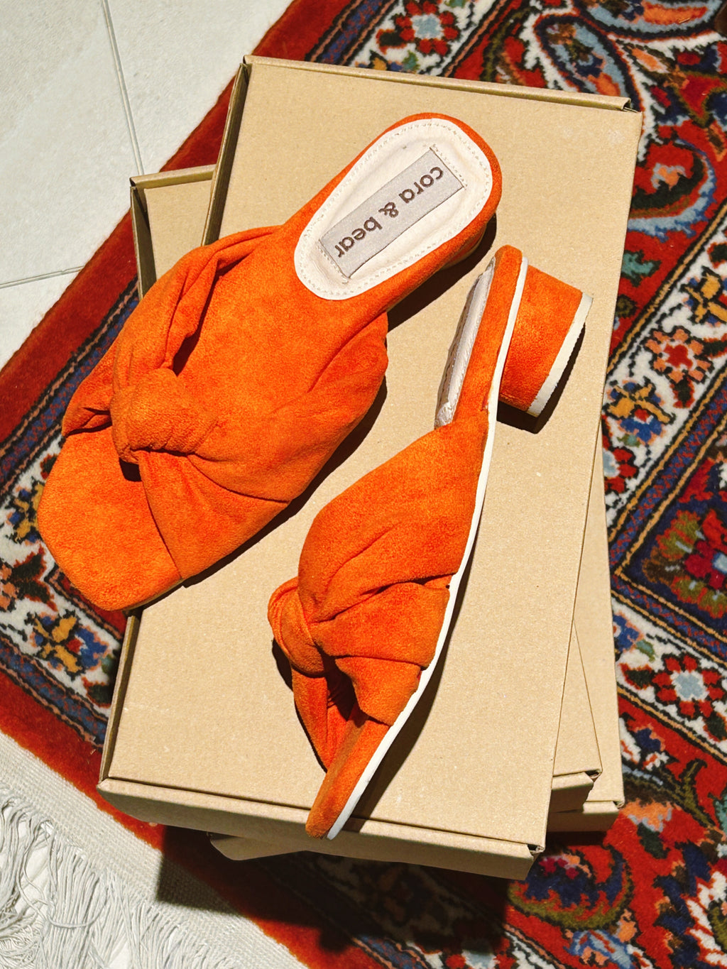 Sample Sale - Flamenco Carrot Size 5