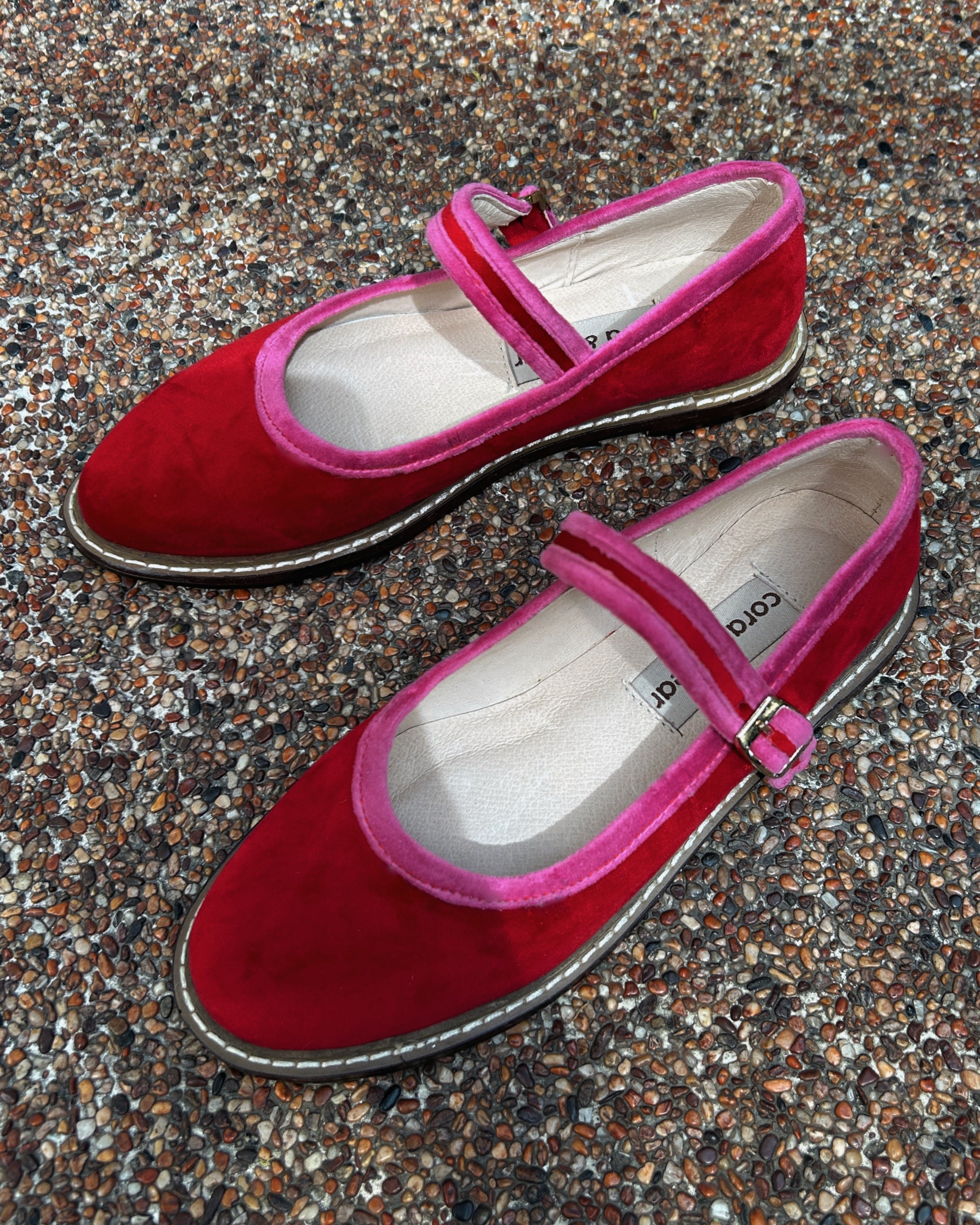 Two Tone Nona Strawberry (Preorder)