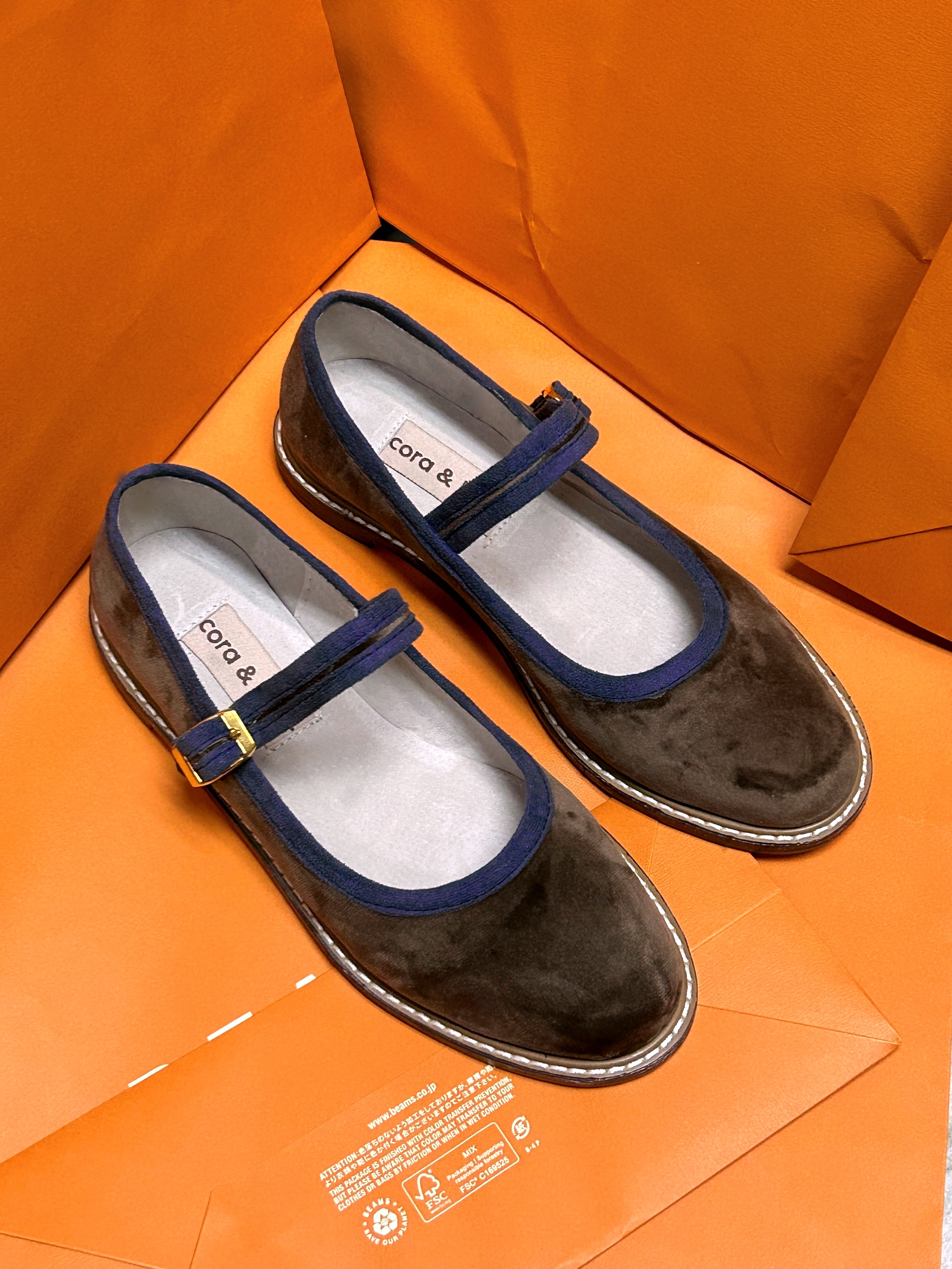 Two Tone Nona Comet (Preorder)