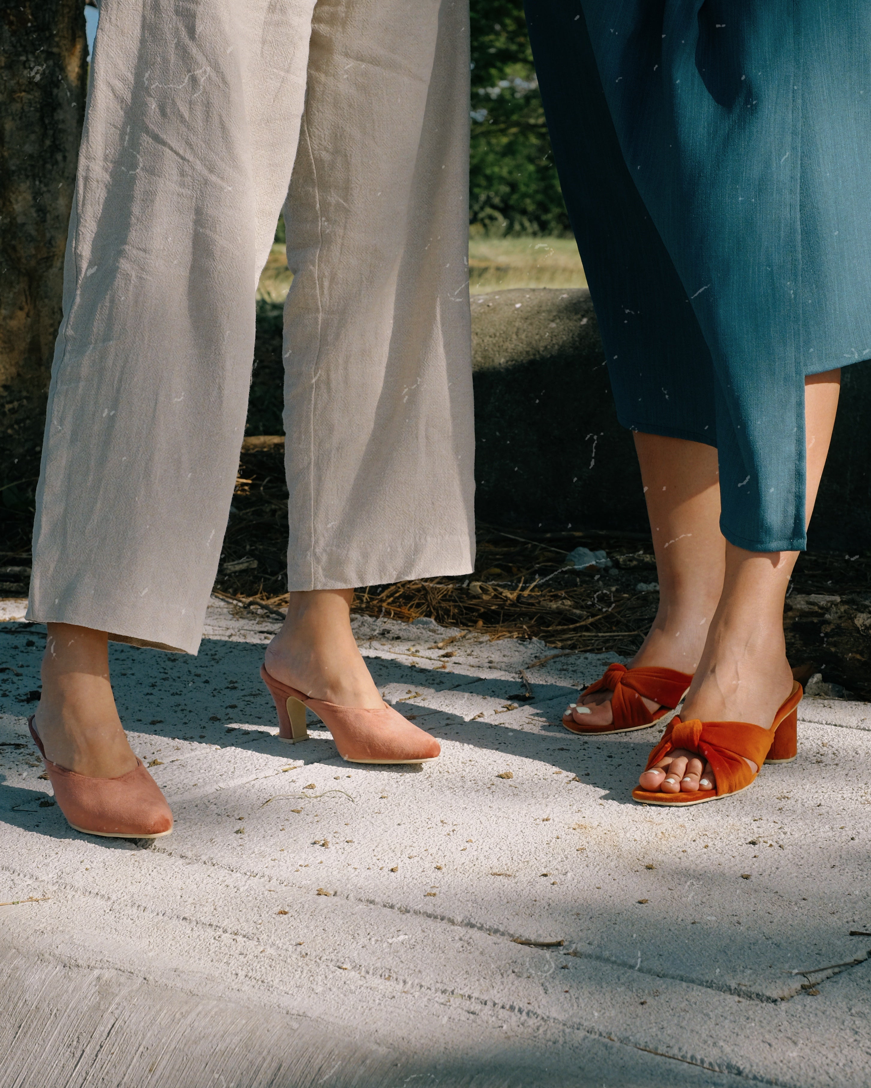 Tango Paprika - Cora and Bear