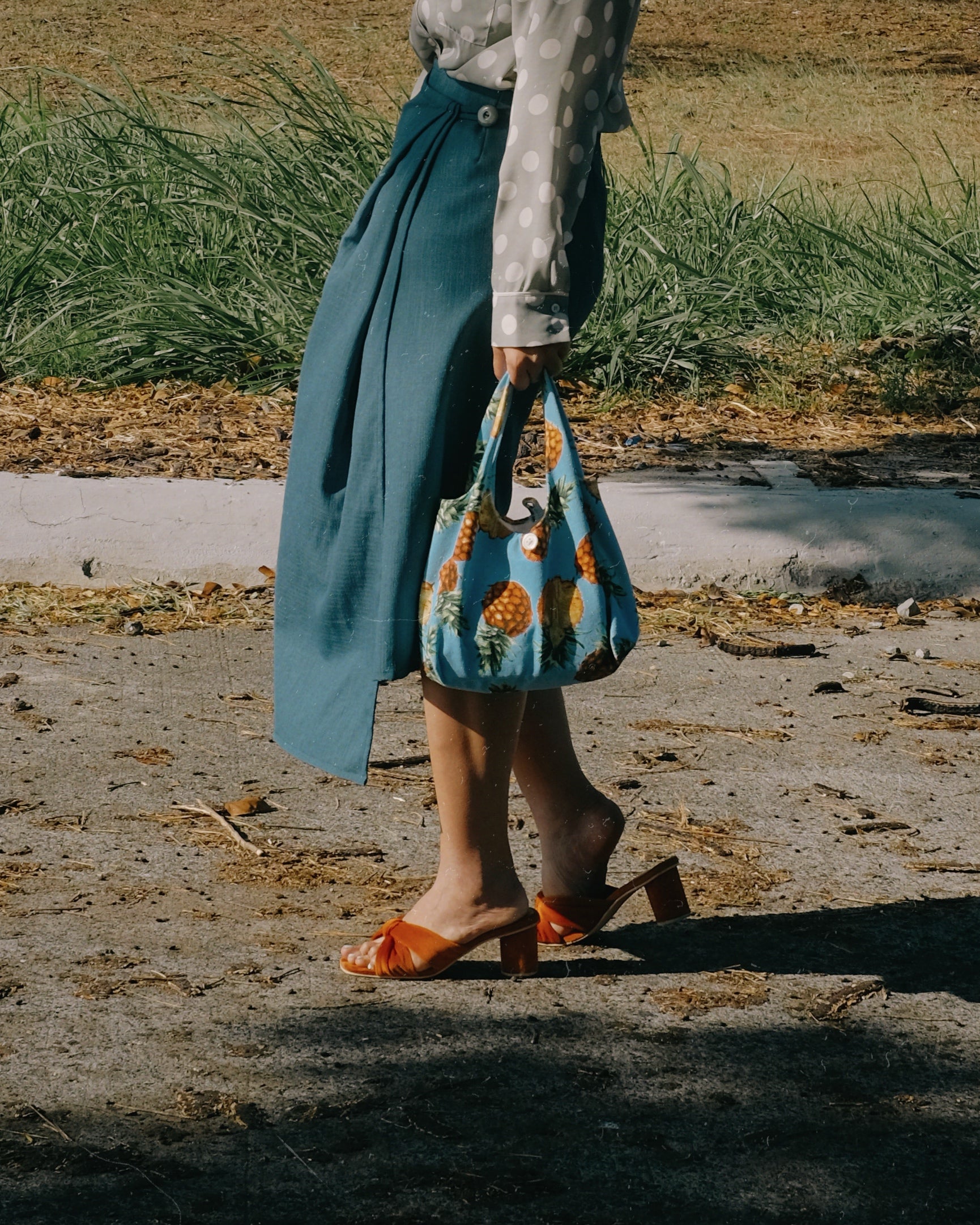 Tango Paprika - Cora and Bear