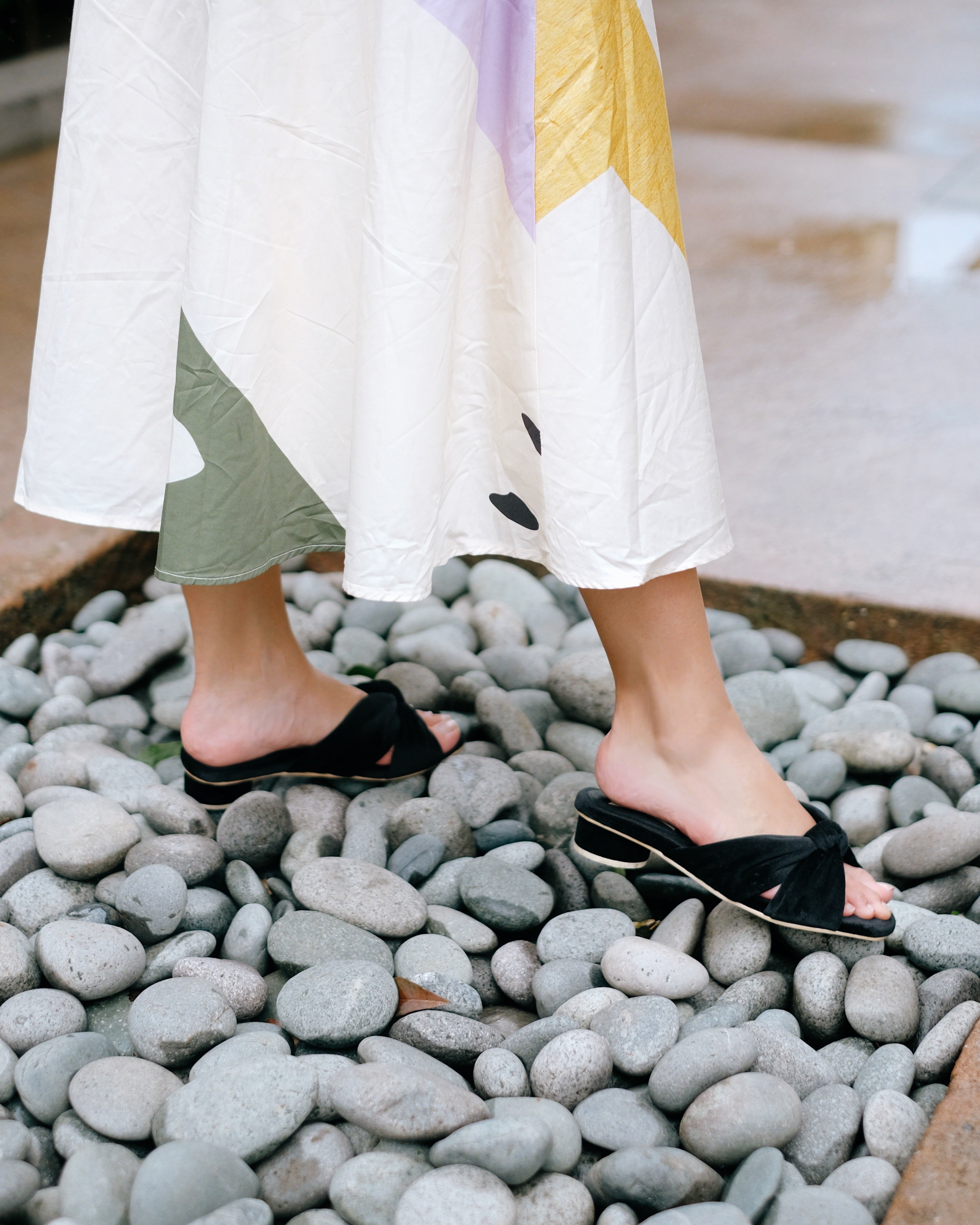 Flamenco Black - Cora and Bear