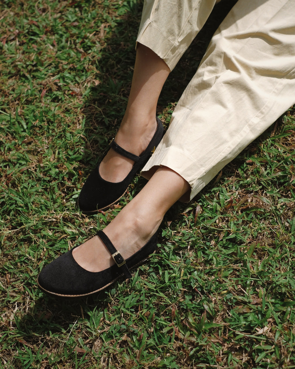 Nona Black Velvet - Cora and Bear