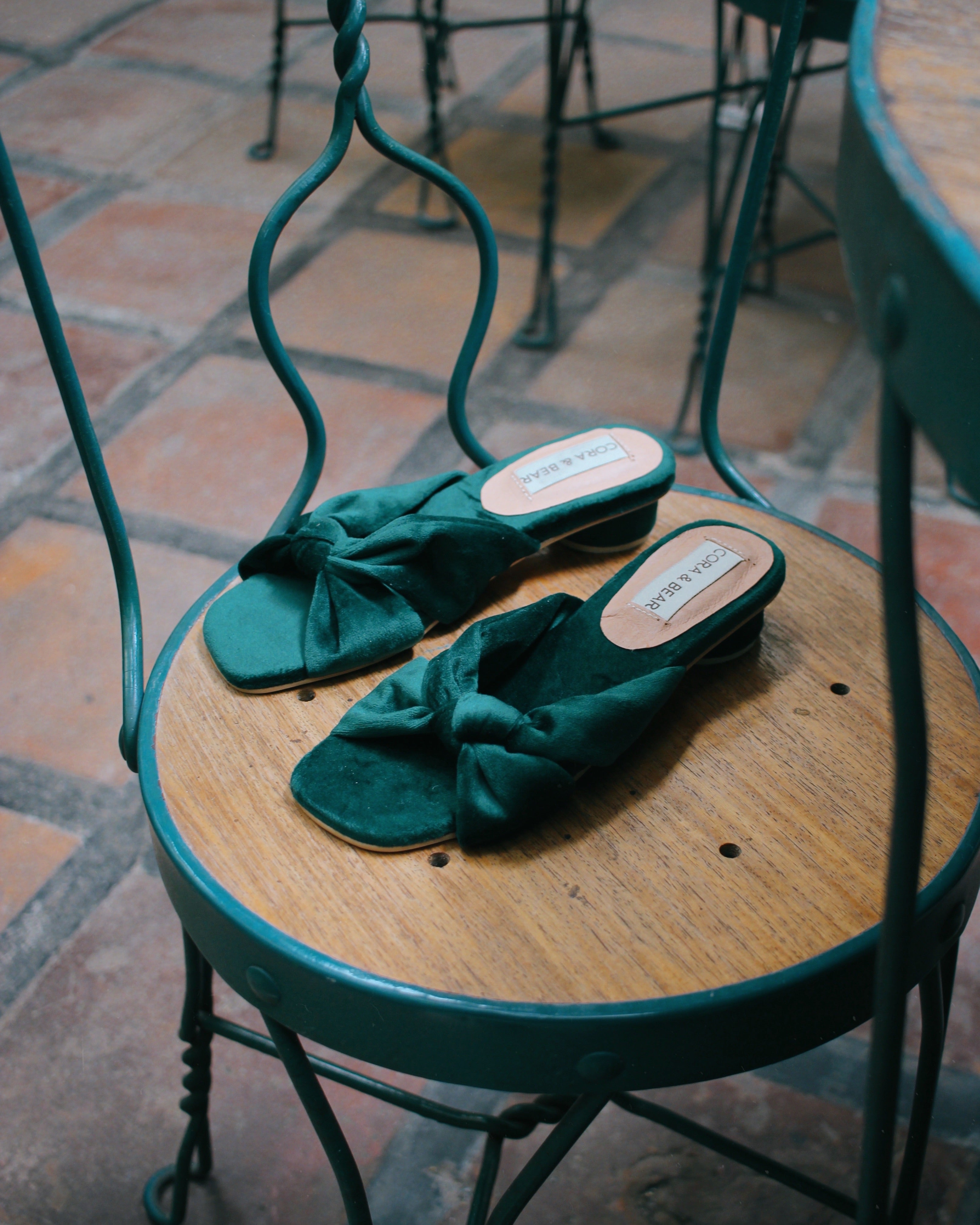 Flamenco Emerald - Cora and Bear