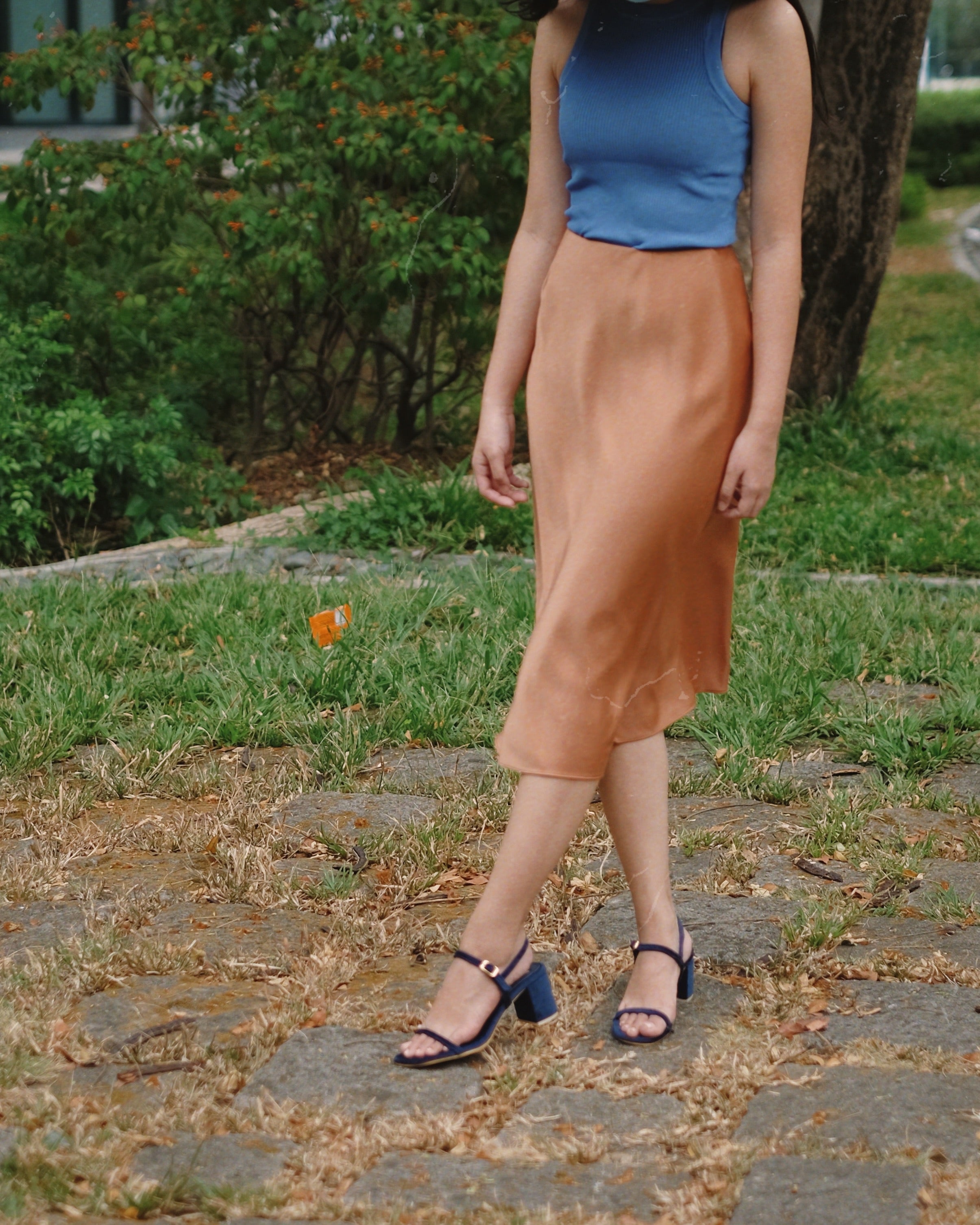 Salsa Midnight - Cora and Bear