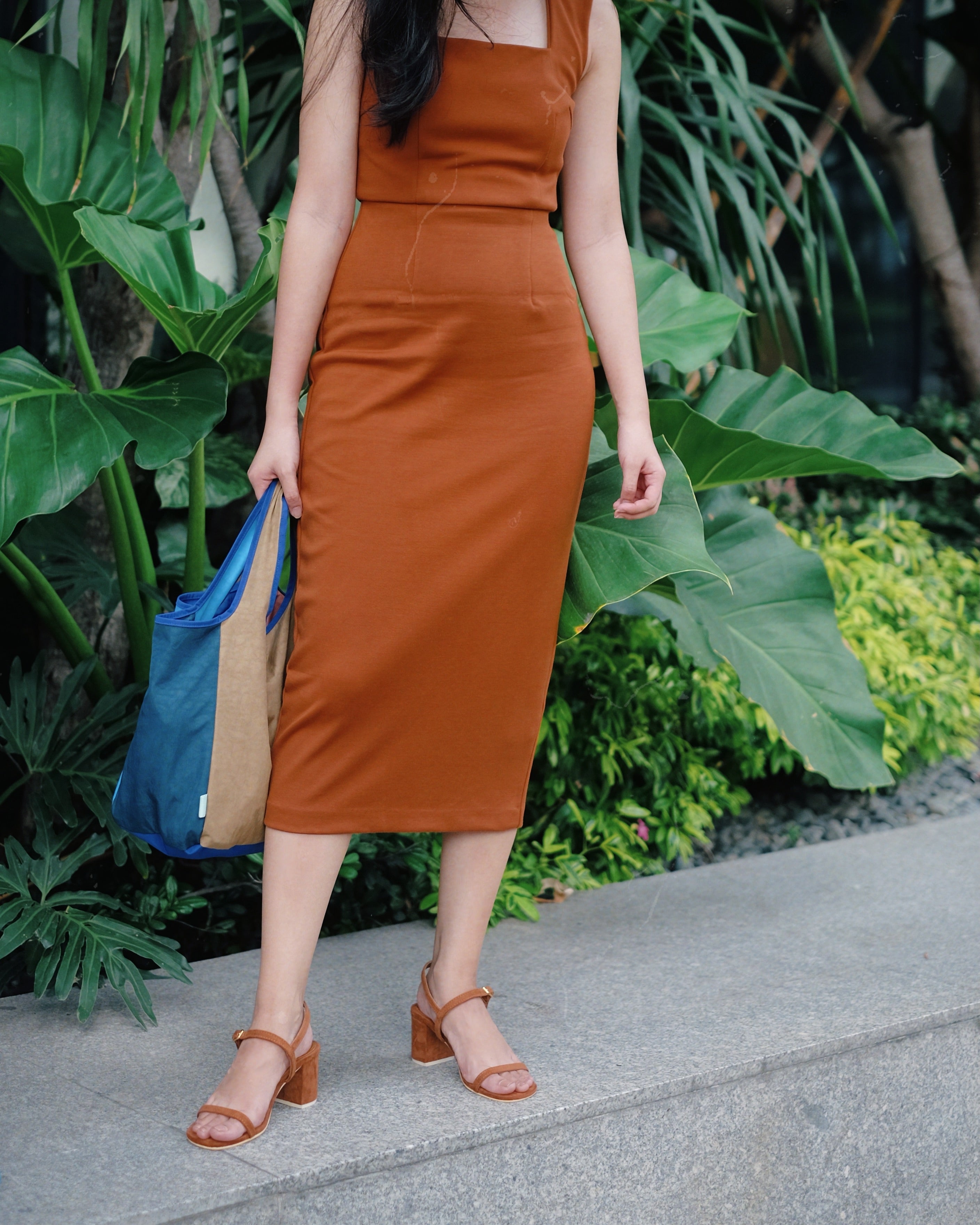 Salsa Mahogany - Cora and Bear