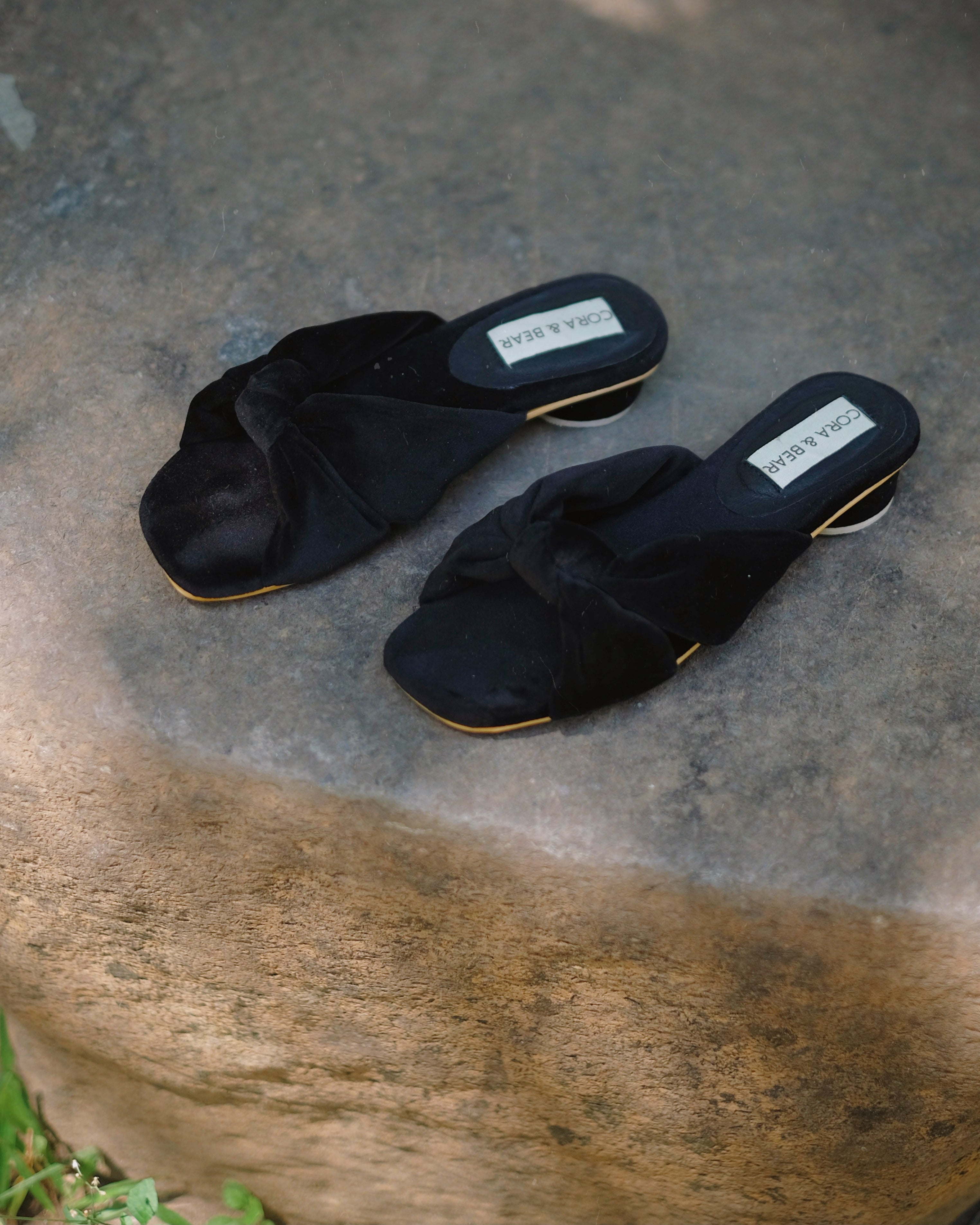 Flamenco Black - Cora and Bear