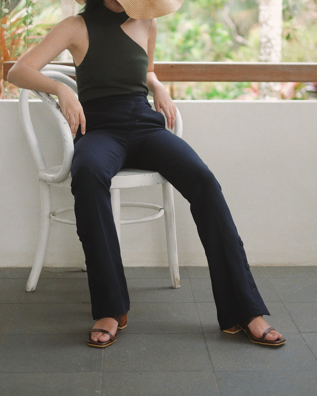 Jupiter Mahogany - Cora and Bear