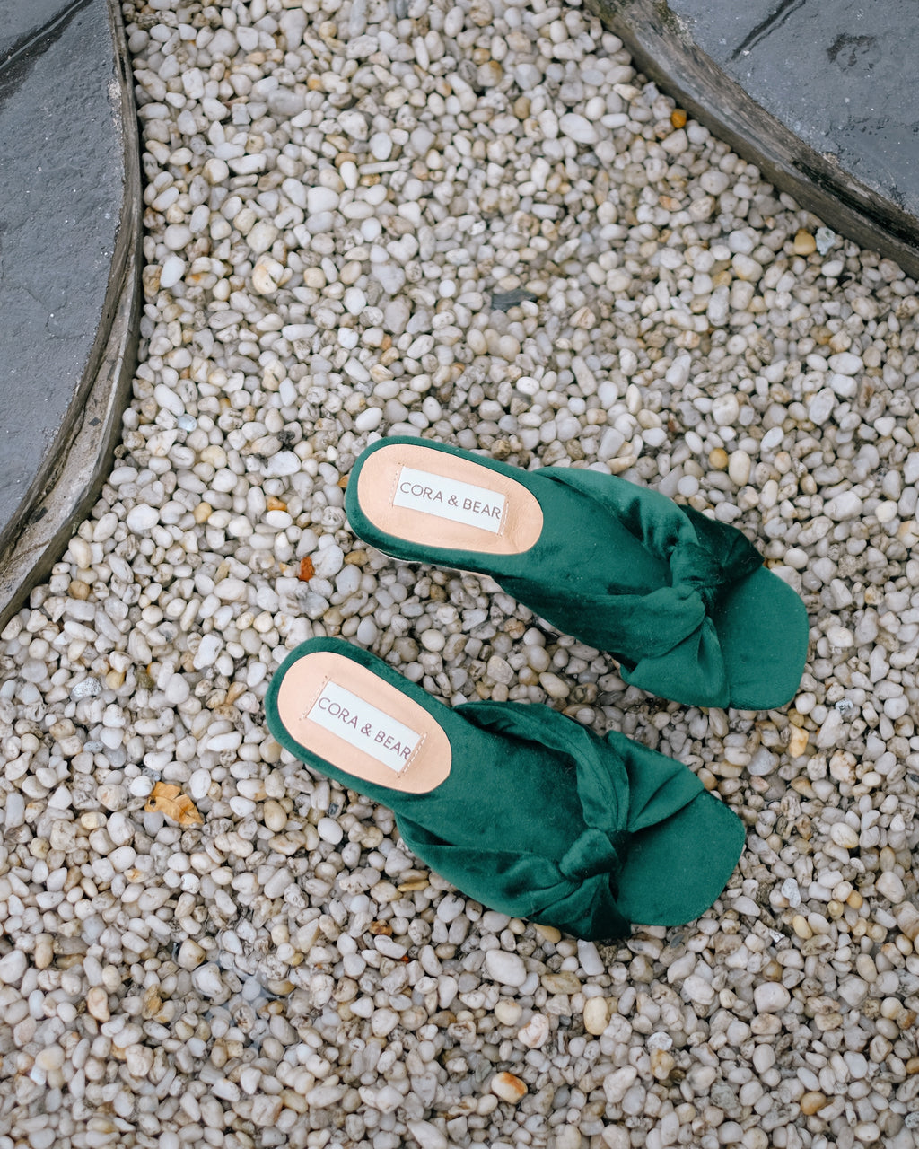 Flamenco Emerald - Cora and Bear