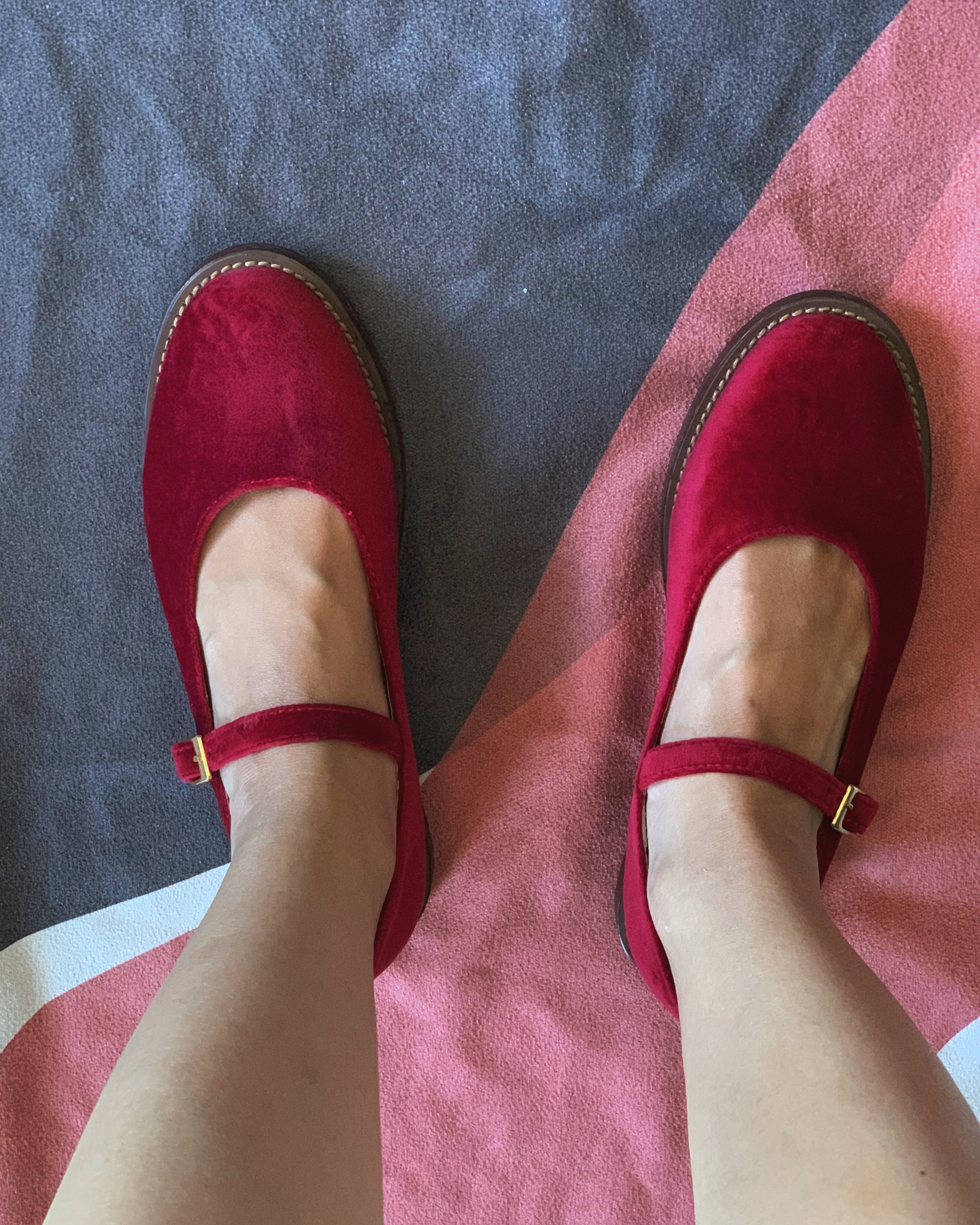 Nona Marsala Velvet - Cora and Bear