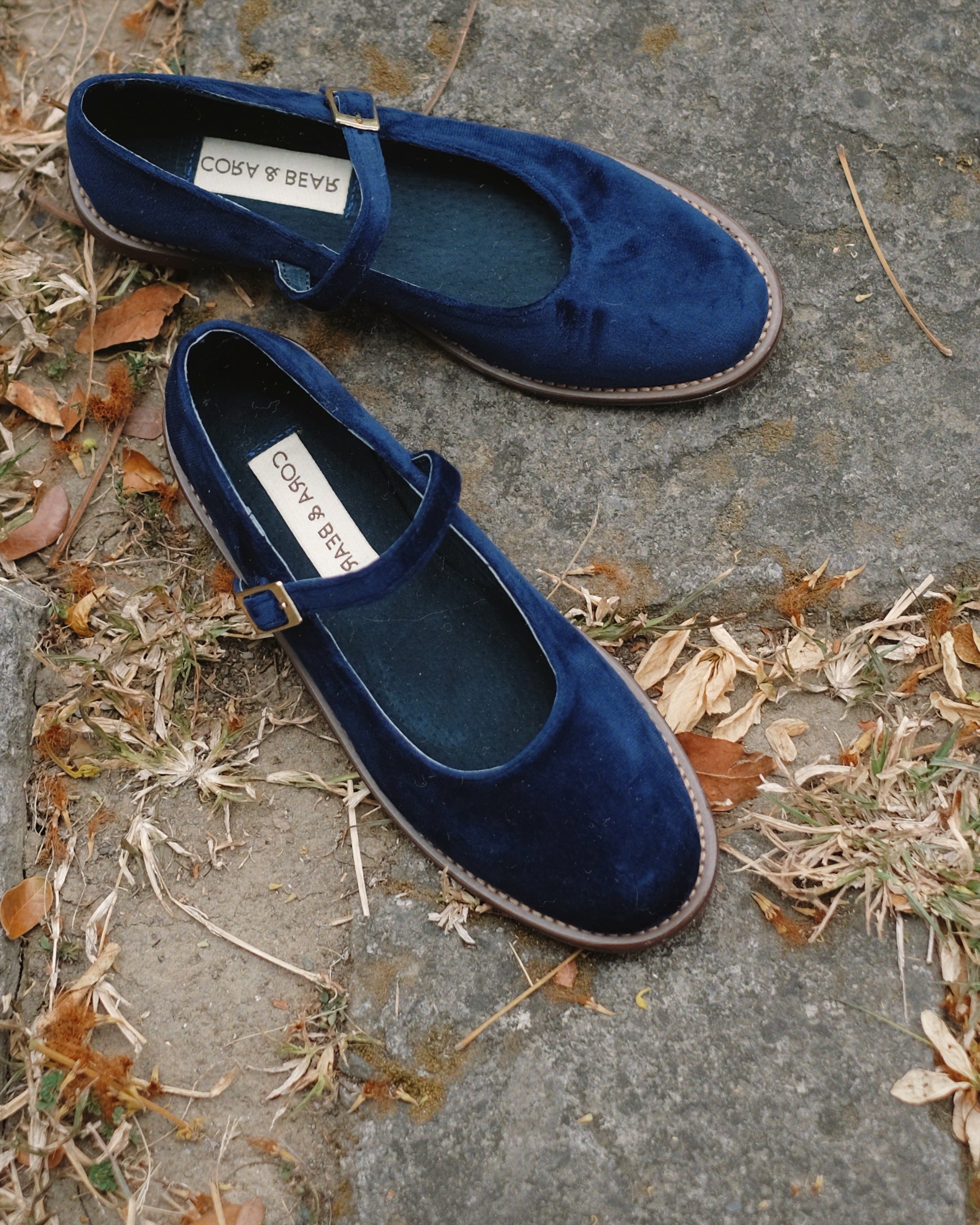 Nona Midnight Blue Velvet - Cora and Bear