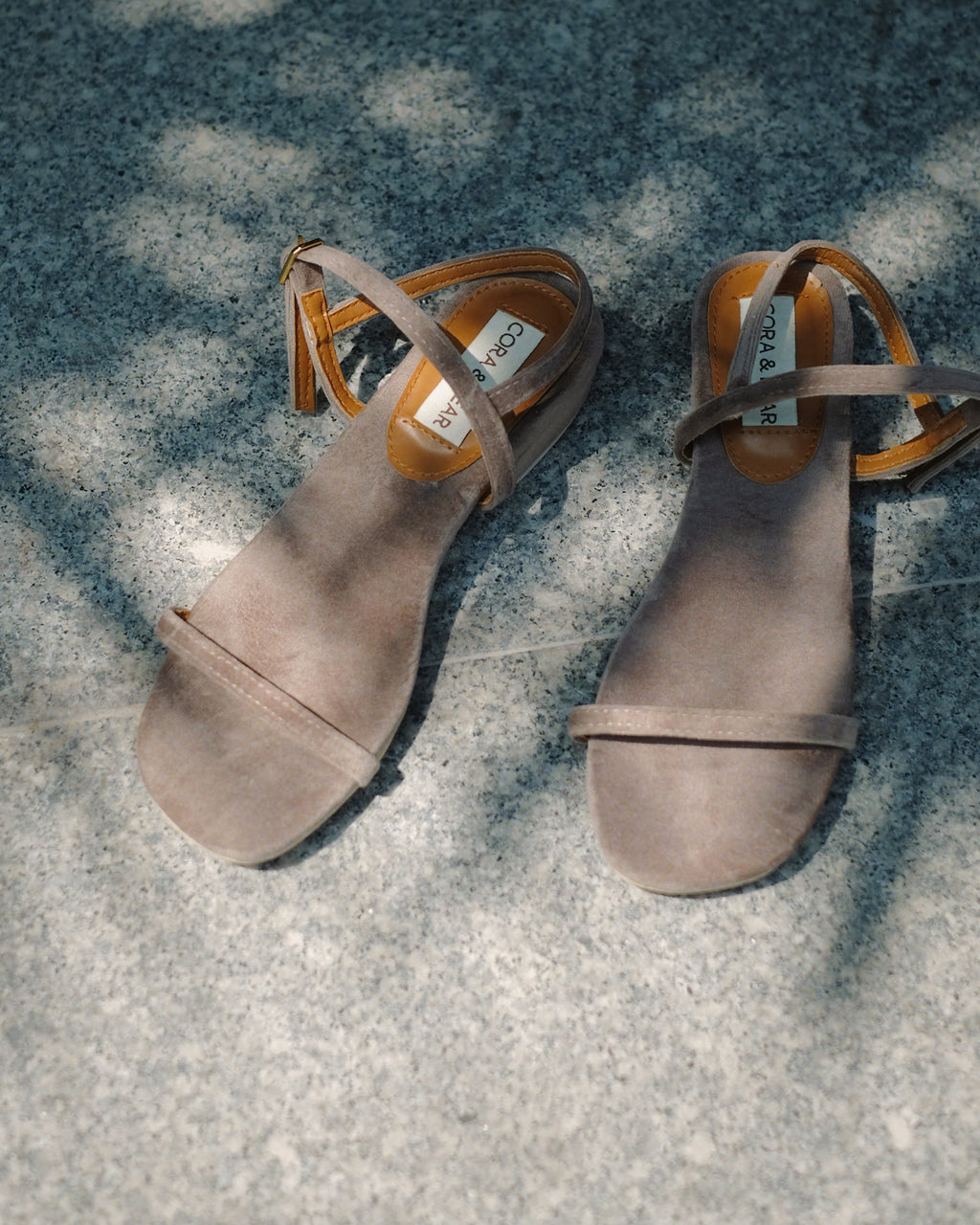 Salsita Mini Taupe - Cora and Bear