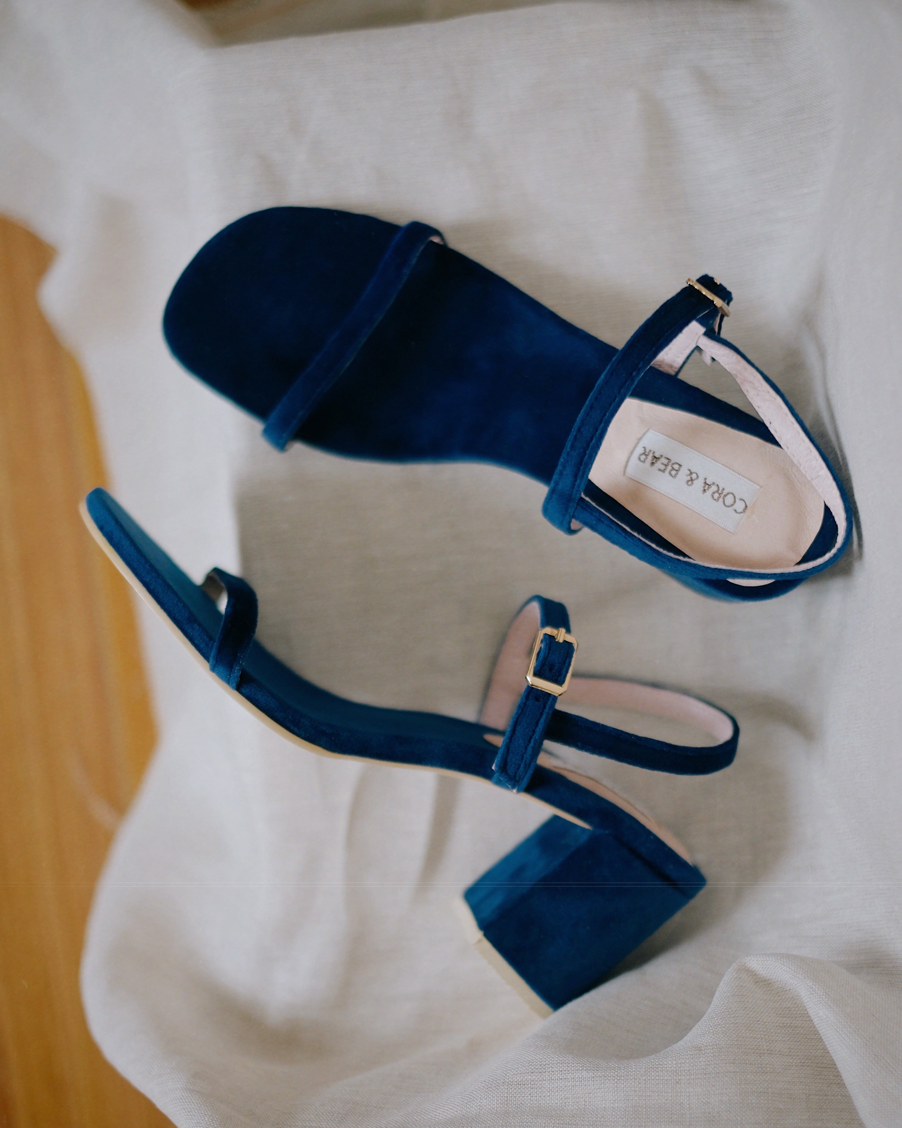 Salsa Midnight - Cora and Bear