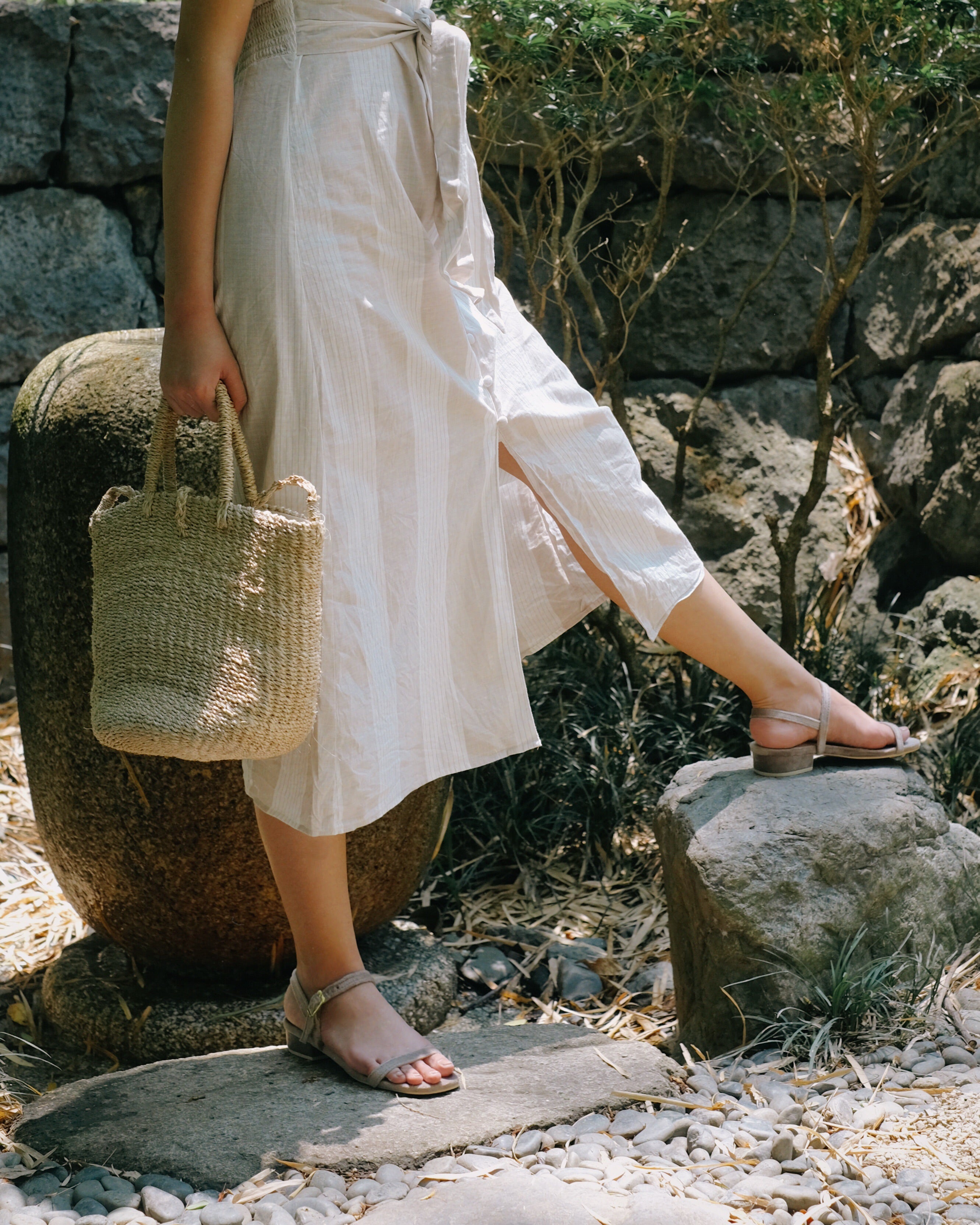 Salsita Mini Taupe - Cora and Bear